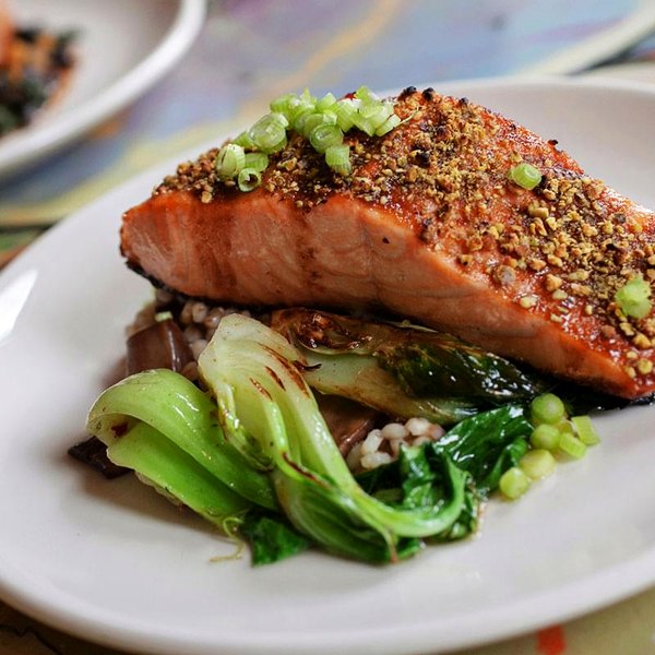 Fladenbrot, Salat und Vorspeisen